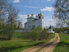 Погост Отолово (Суханы). Церковь Троицы Живоначальной