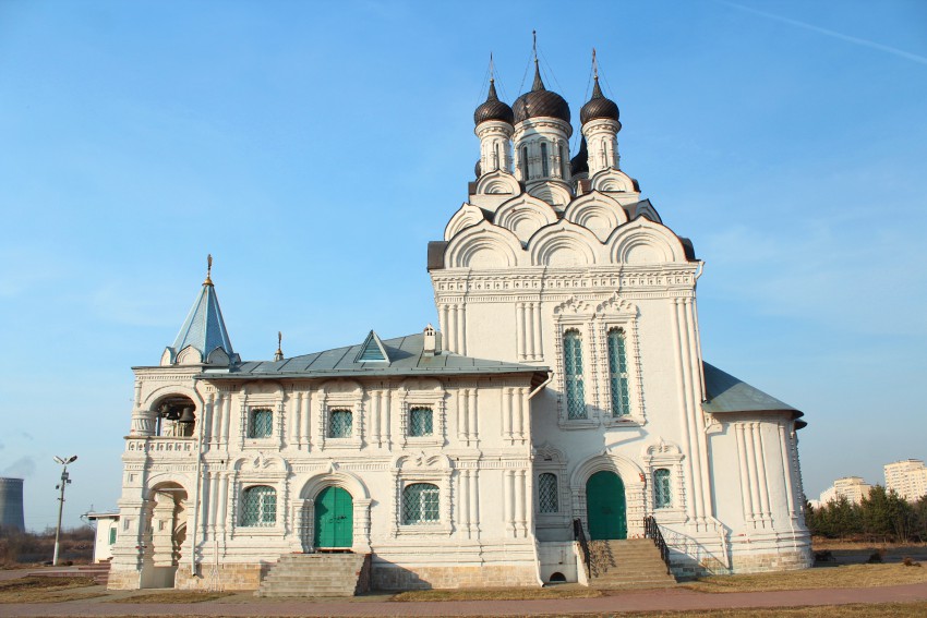 Мытищи. Церковь Благовещения Пресвятой Богородицы в Тайнинском. фасады, Вид с юга