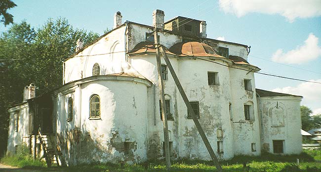 Великий Новгород. Церковь Илии Пророка на Славне. фасады, ю-в