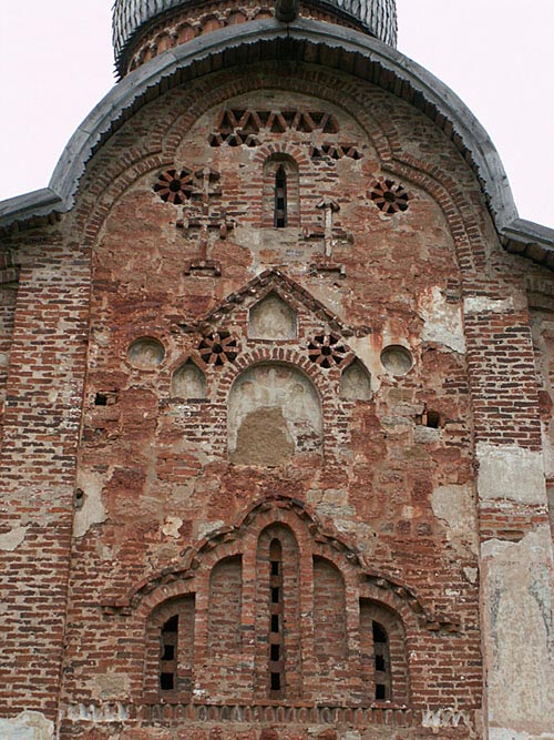 Великий Новгород. Церковь Петра и Павла в Кожевниках. архитектурные детали