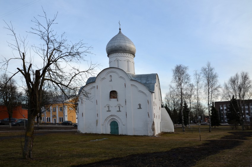 Великий Новгород. Церковь Власия на Волосовой улице. фасады