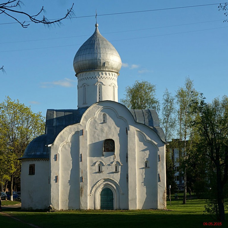 Великий Новгород. Церковь Власия на Волосовой улице. фасады