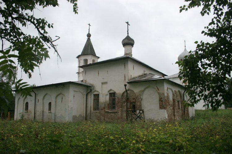 Великий Новгород. Церковь Михаила Малеина. фасады