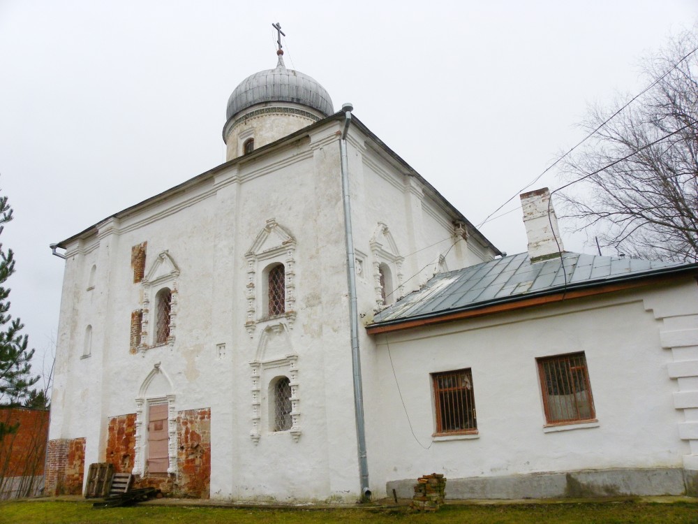 Великий Новгород. Церковь Рождества Пресвятой Богородицы на Михалице. архитектурные детали