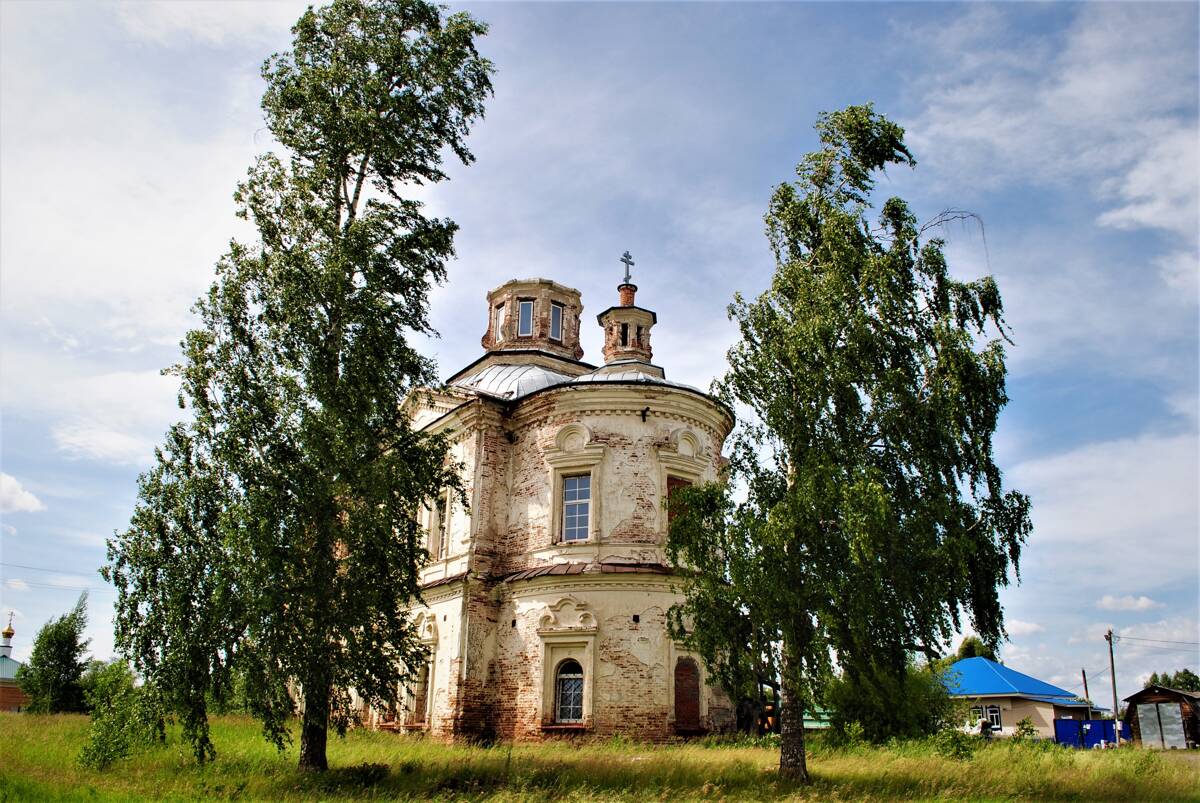 Церковь Рождества Христова, Дерябино (Верхотурский район (ГО Верхотурский), Свердловская область). общий вид в ландшафте