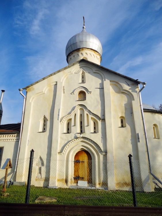 Великий Новгород. Церковь Иоанна Богослова на Витке (в Радоковицах). архитектурные детали
