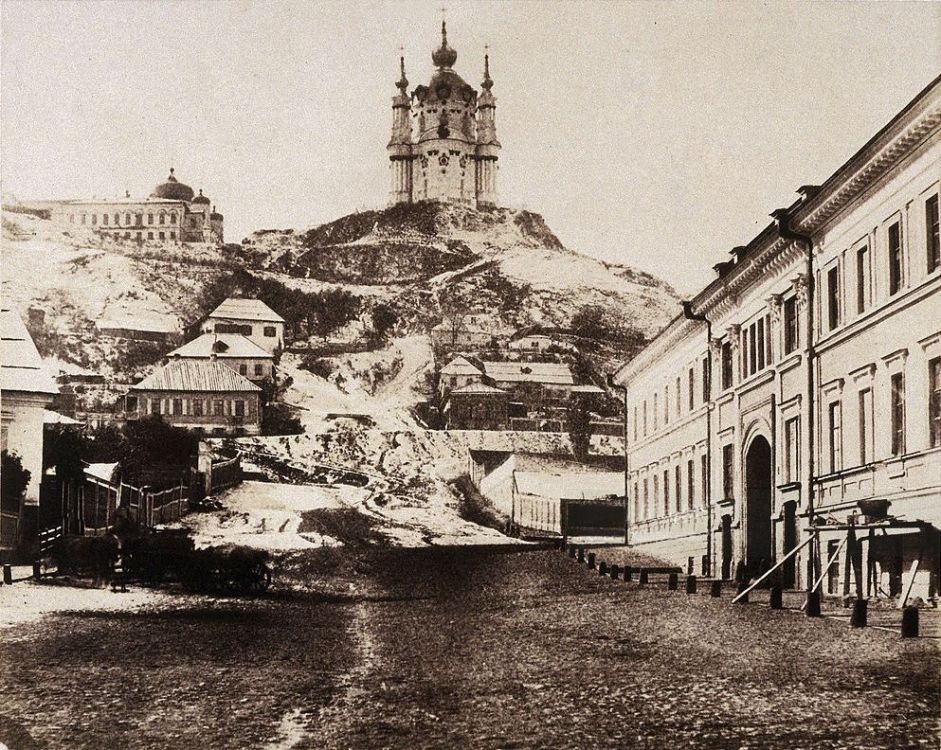 Церковь Андрея Первозванного, Андреевская Гора (Шевченковский район, Украина, г. Киев). архивная фотография, Церковь Андрея Первозванного на старинном фото Роджера Фентона, сделанном в 1852 г. Уникальность фотографии в том, что это первый снимок Андреевской церкви.