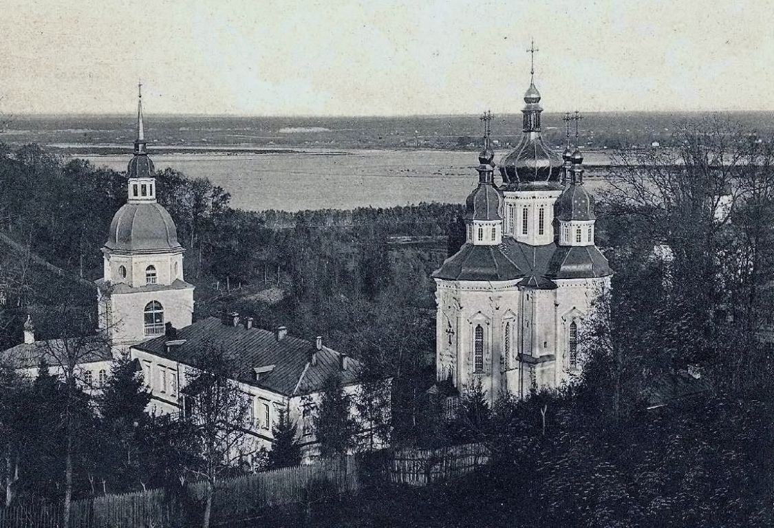 Киев. Выдубицкий монастырь. архивная фотография