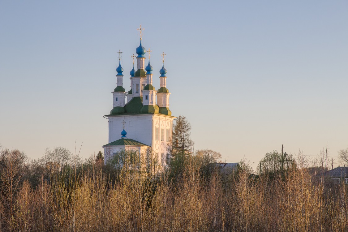 Церковь Троицы Живоначальной на Зелене, Тотьма (Тотемский район, Вологодская область). фасады