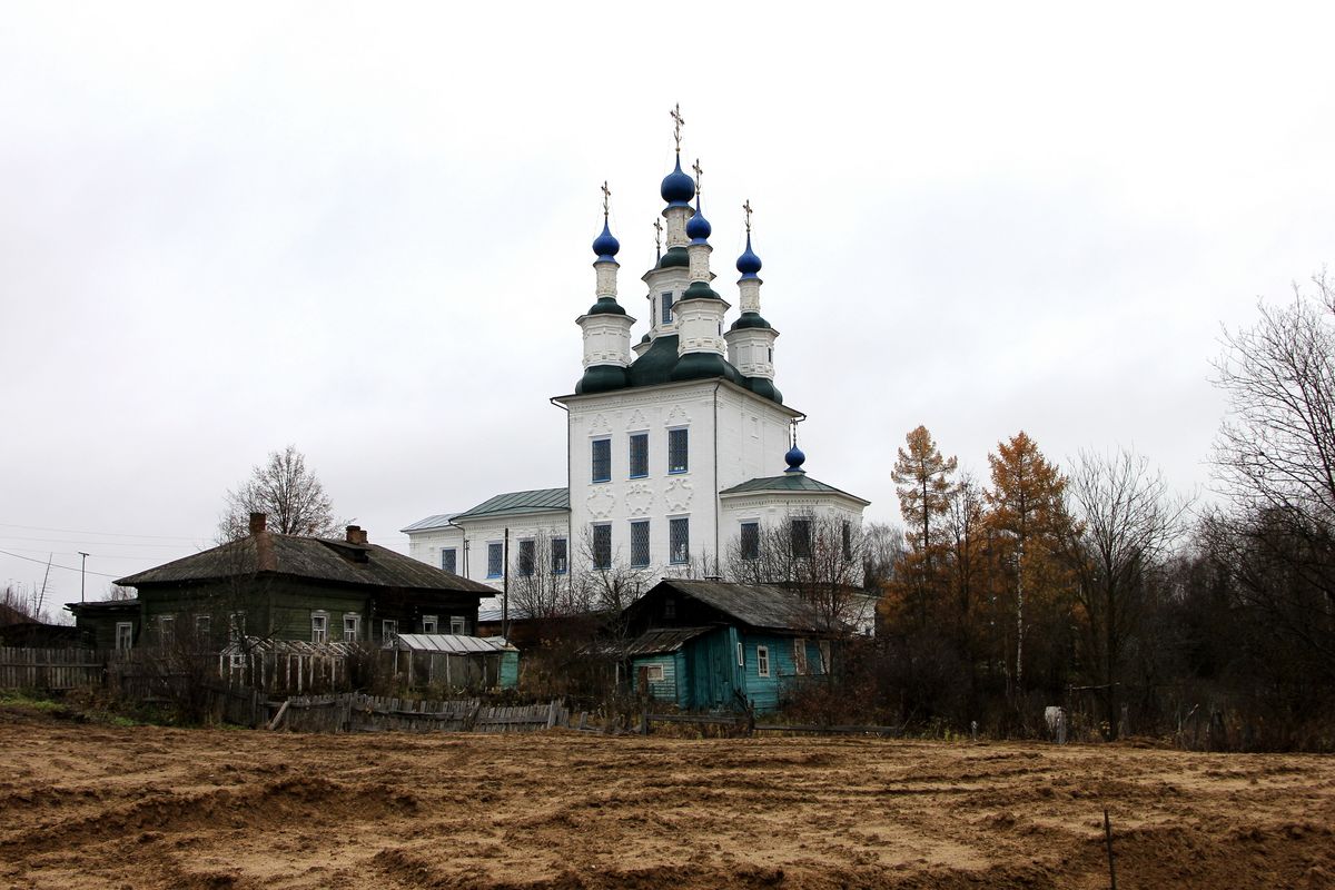 Церковь Троицы Живоначальной на Зелене, Тотьма (Тотемский район, Вологодская область). фасады