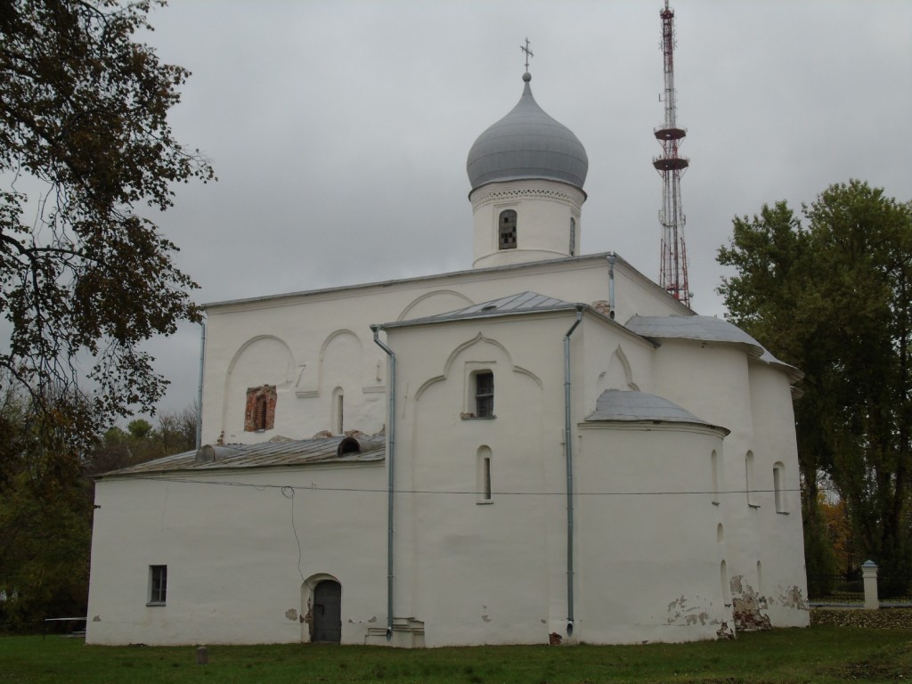 Великий Новгород. Церковь Успения Пресвятой Богородицы на Торгу. фасады