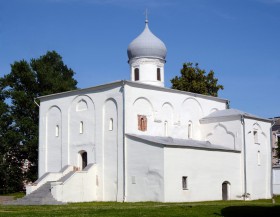 Великий Новгород. Церковь Успения Пресвятой Богородицы на Торгу
