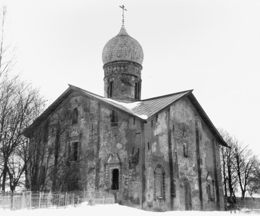 Великий Новгород. Церковь Благовещения Пресвятой Богородицы в Аркажах. фасады