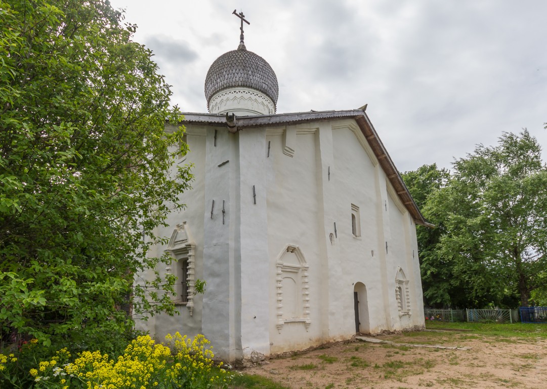 Великий Новгород. Церковь Благовещения Пресвятой Богородицы в Аркажах. фасады