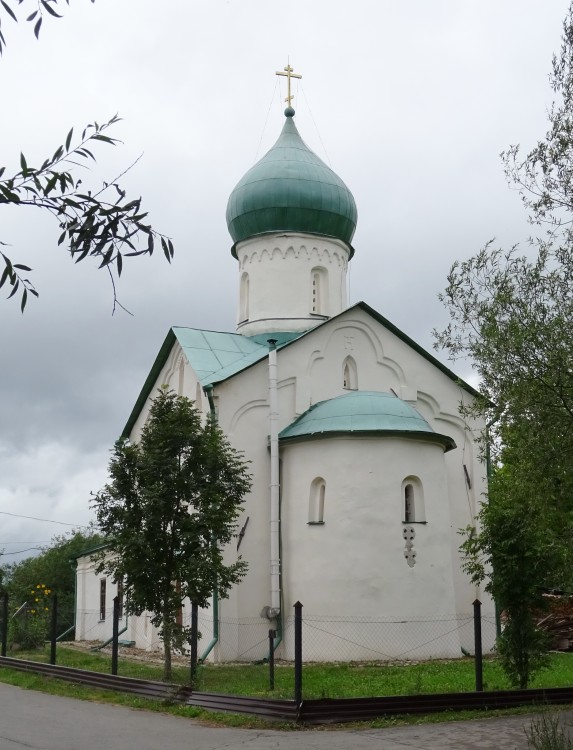 Великий Новгород. Церковь Иоанна Богослова на Витке (в Радоковицах). фасады