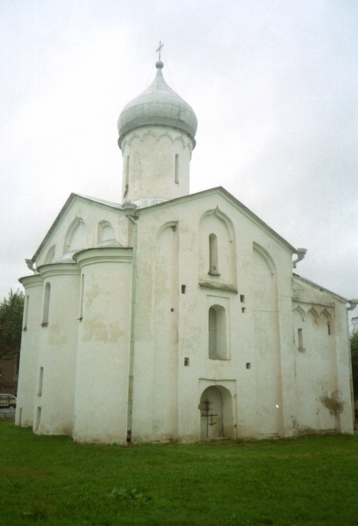 Великий Новгород. Церковь Прокопия. фасады