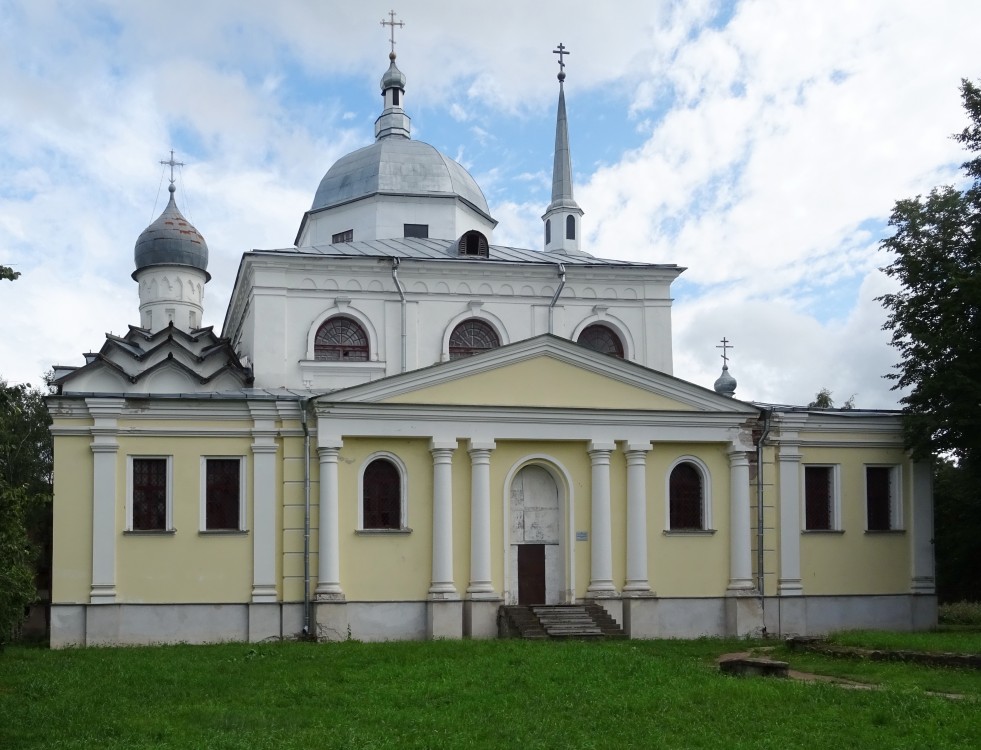 Великий Новгород. Церковь Никиты мученика. фасады