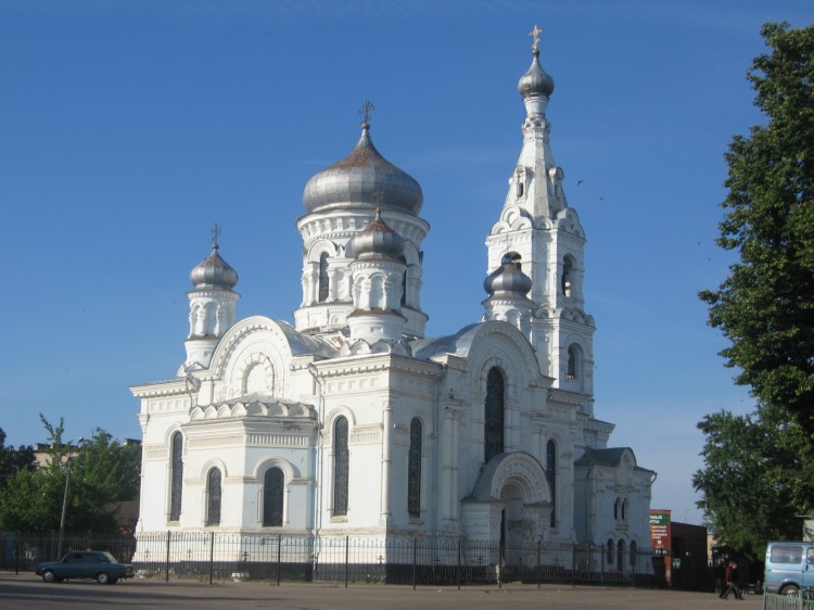 Малоярославец. Собор Успения Пресвятой Богородицы. фасады