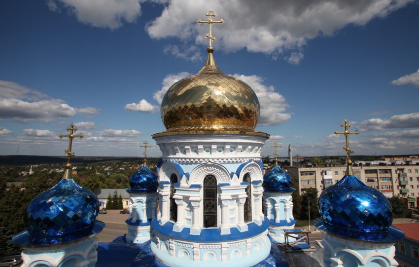 Собор Успения Пресвятой Богородицы, Малоярославец (Малоярославецкий район, Калужская область). архитектурные детали