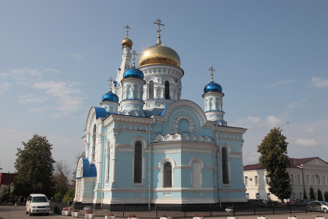 Собор Успения Пресвятой Богородицы, Малоярославец (Малоярославецкий район, Калужская область). фасады