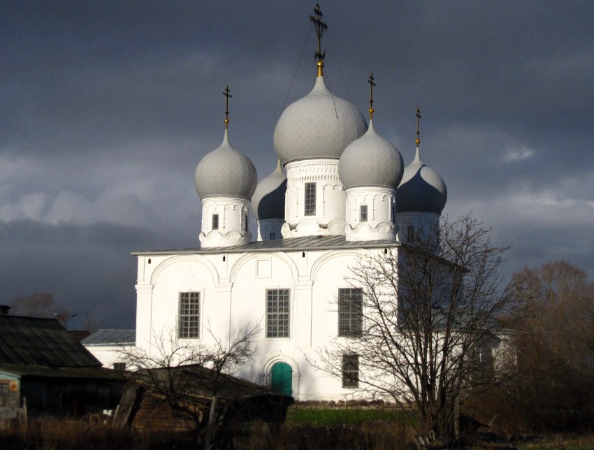 Собор Преображения Господня, Белозерск (Белозерский район, Вологодская область). фасады