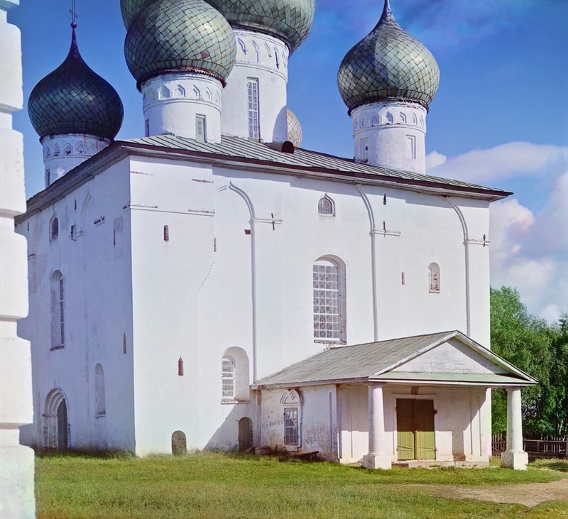 Собор Успения Пресвятой Богородицы, Белозерск (Белозерский район, Вологодская область). архивная фотография, Церковь Успения Божией Матери. Фотография 1909 года С.М. Прокудина-Горского, источник - сайт проекта 