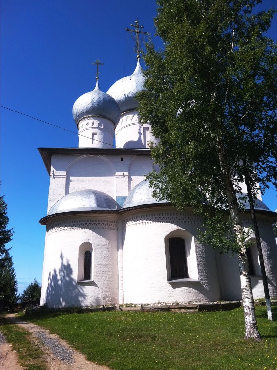 Собор Успения Пресвятой Богородицы, Белозерск (Белозерский район, Вологодская область). фасады