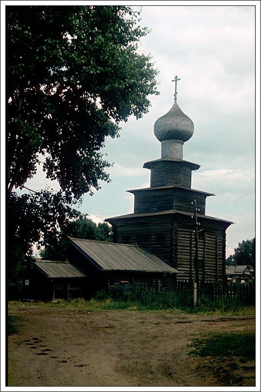 Белозерск. Церковь Илии Пророка. фасады