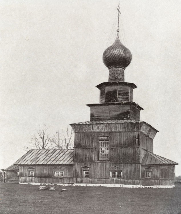 Церковь Илии Пророка, Белозерск (Белозерский район, Вологодская область). архивная фотография, Фото из книги С. Забелло, В. Иванов, П. Максимов. Русское деревянное зодчество. Государственное архитектурное издательство Академии архитектуры СССР. М., 1942 г.