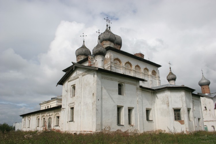 Великий Новгород. Деревяницкий монастырь. фасады