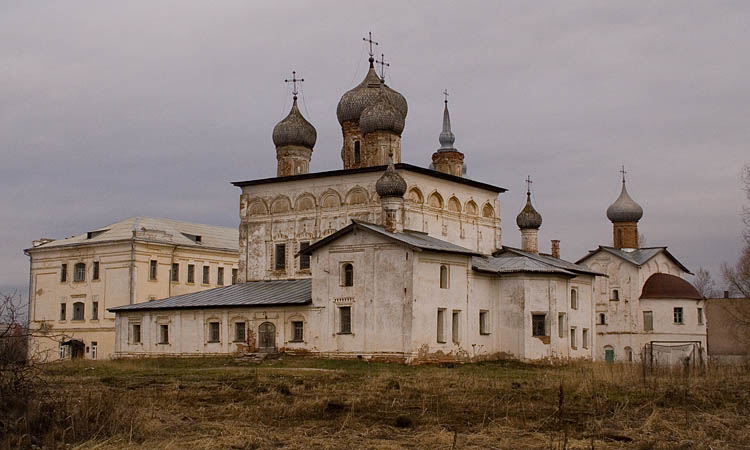 Деревяницкий монастырь, Великий Новгород (Великий Новгород, город, Новгородская область). общий вид в ландшафте, Вид с юго-востока
