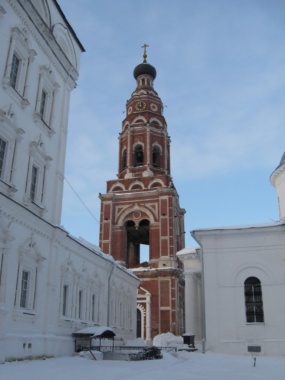Собор Михаила Архангела, Бронницы (Раменский район и гг. Бронницы, Жуковский, Московская область). архитектурные детали