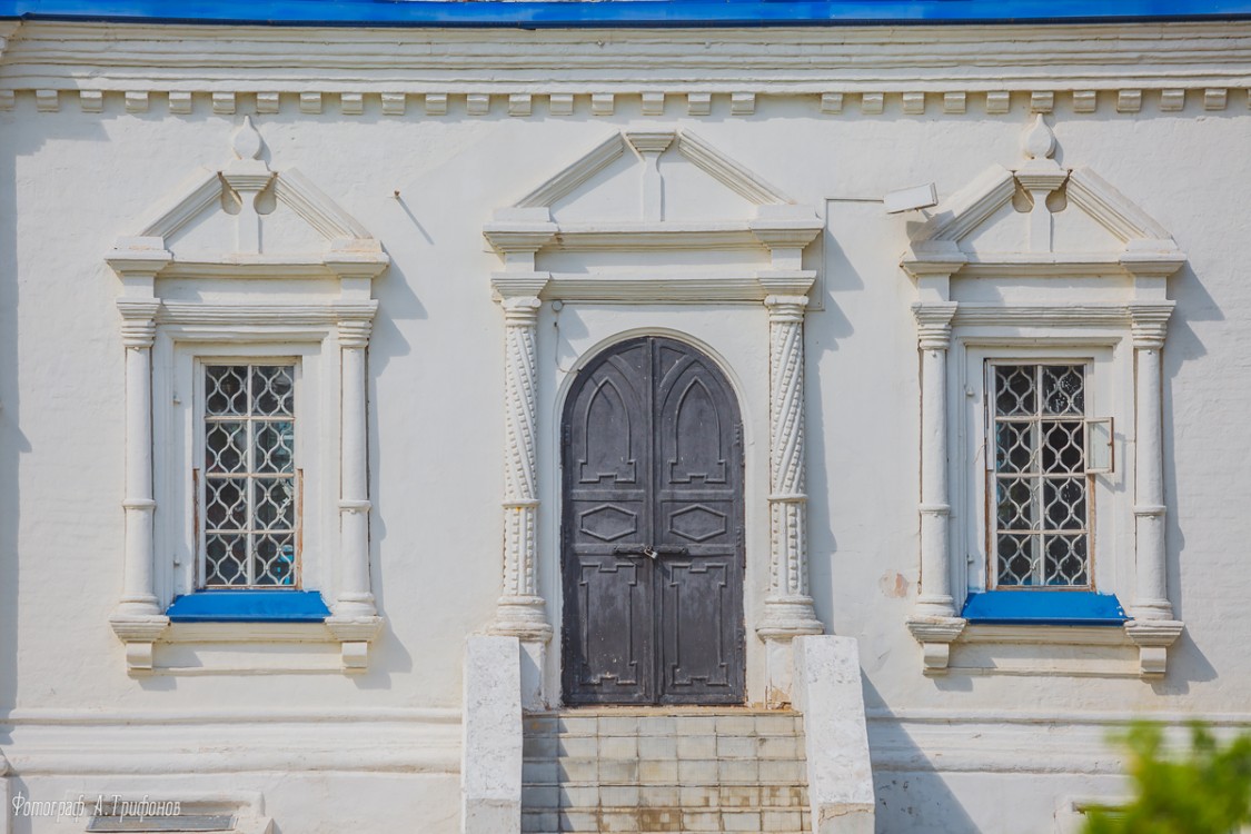 Собор Михаила Архангела, Бронницы (Раменский район и гг. Бронницы, Жуковский, Московская область). архитектурные детали