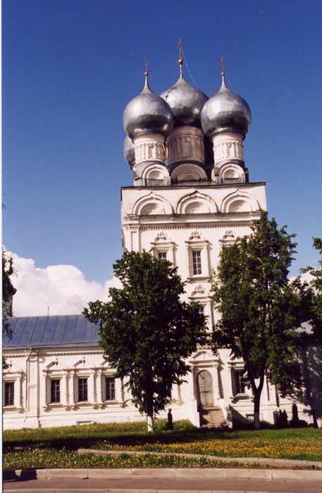 Собор Михаила Архангела, Бронницы (Раменский район и гг. Бронницы, Жуковский, Московская область). фасады