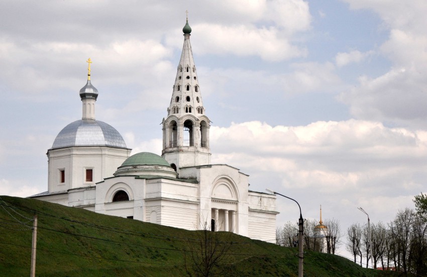 Серпухов. Собор Троицы Живоначальной. фасады