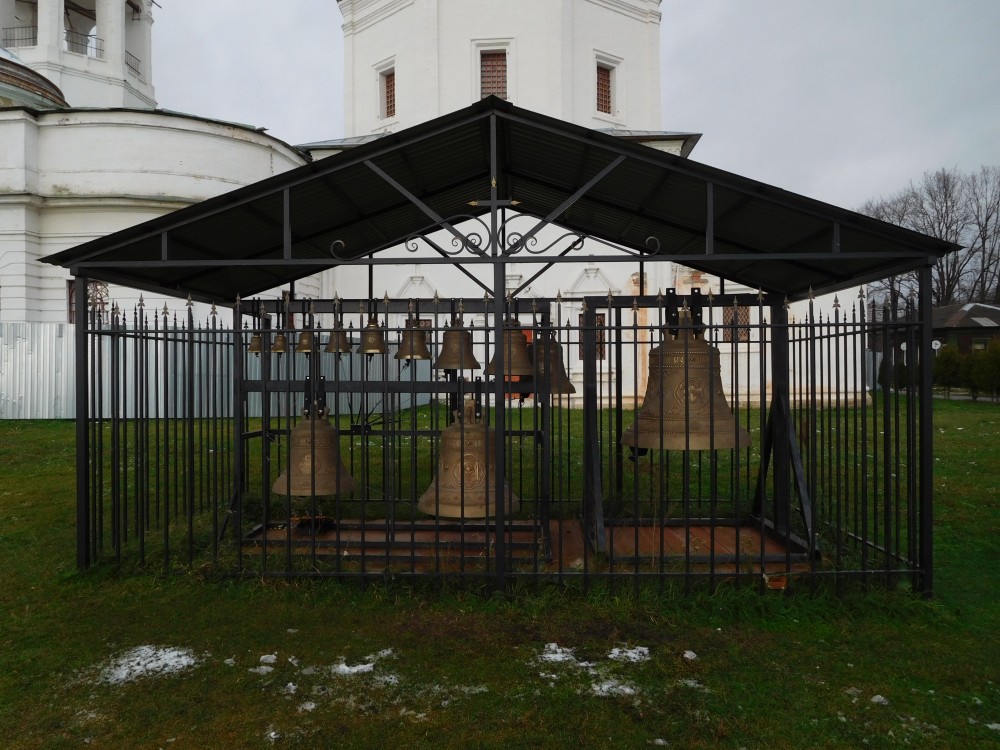Собор Троицы Живоначальной, Серпухов (Серпуховский городской округ и гг. Протвино, Пущино, Московская область). дополнительная информация, звонница