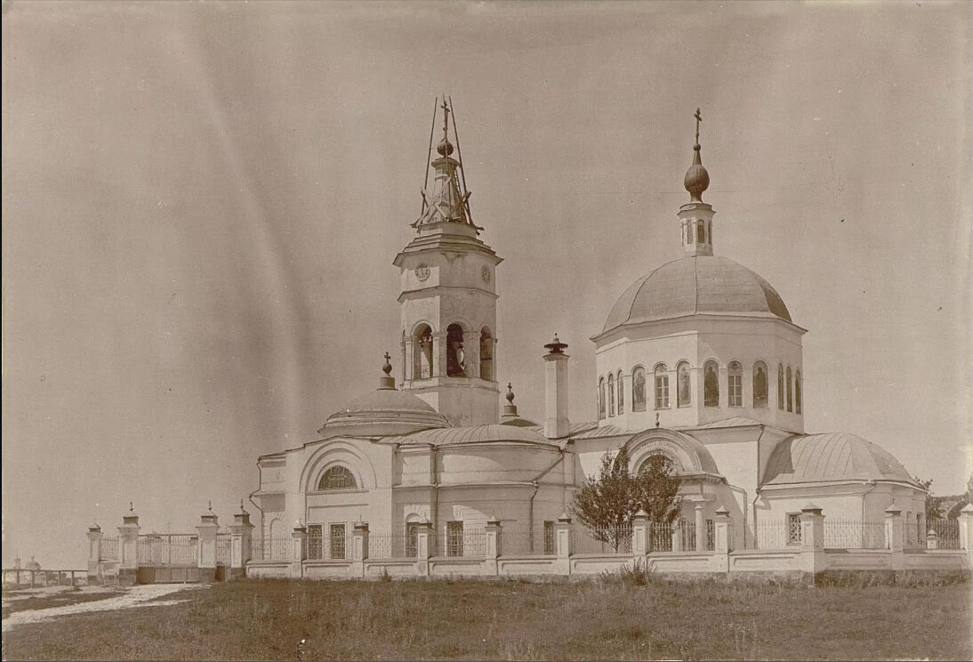 Собор Троицы Живоначальной, Серпухов (Серпуховский городской округ и гг. Протвино, Пущино, Московская область). архивная фотография, Фото 1899 г. Фотограф-Машуков Владимир Дмитриевич Источник:https://catalog.shm.ru/entity/OBJECT/1754899