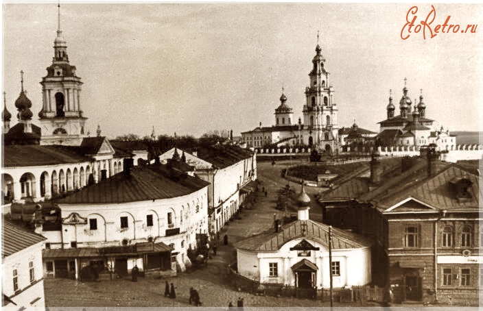 Церковь Спаса Нерукотворного Образа в рядах, Кострома (Кострома, город, Костромская область). архивная фотография, Фото с сайта Eto.Retro.ru  Церковь Спасса слева.