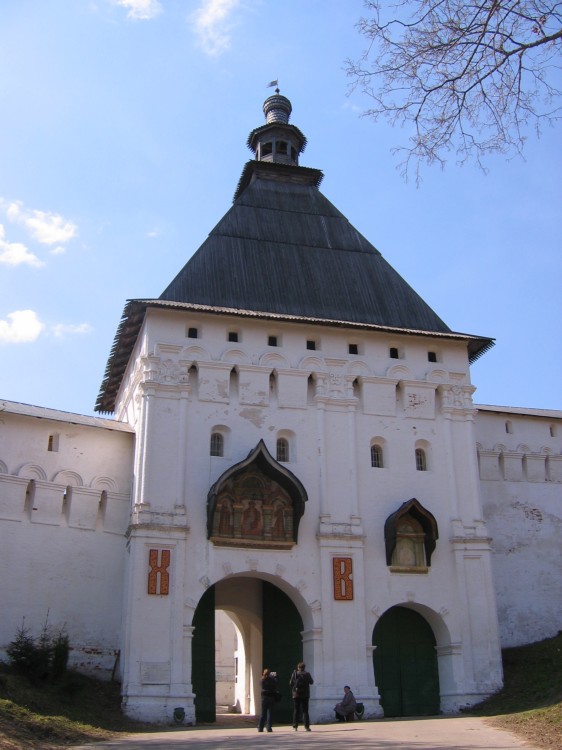 Звенигород. Саввино-Сторожевский монастырь. Церковь Алексия, человека Божия. фасады