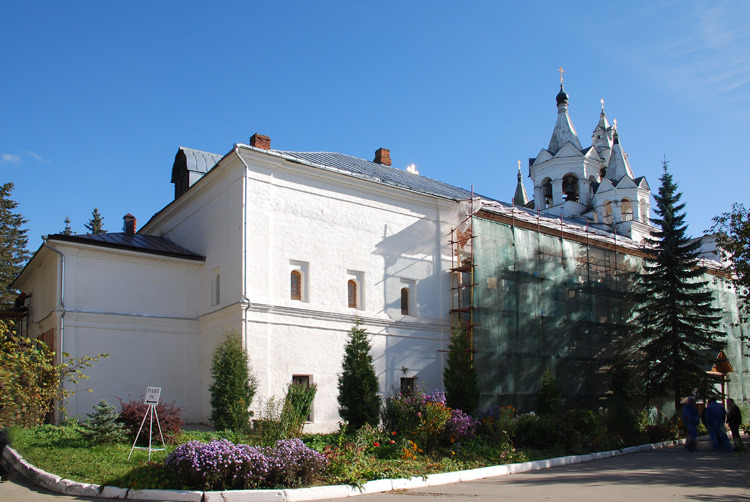 Звенигород. Саввино-Сторожевский монастырь. фасады