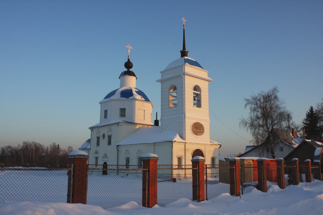 Новокарцево. Церковь Покрова Пресвятой Богородицы. фасады