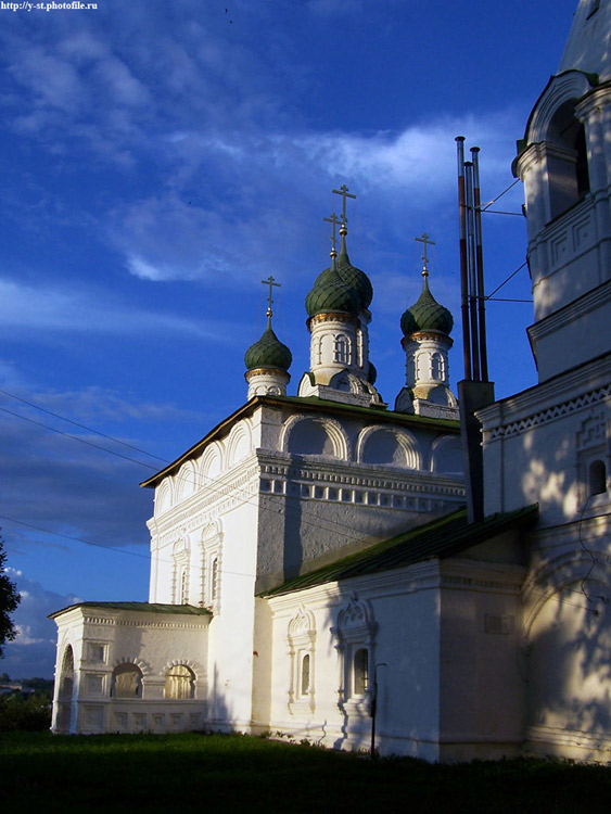 Кострома. Церковь Спаса Преображения за Волгой. архитектурные детали