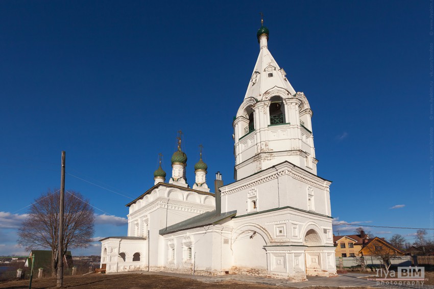 Кострома. Церковь Спаса Преображения за Волгой. фасады