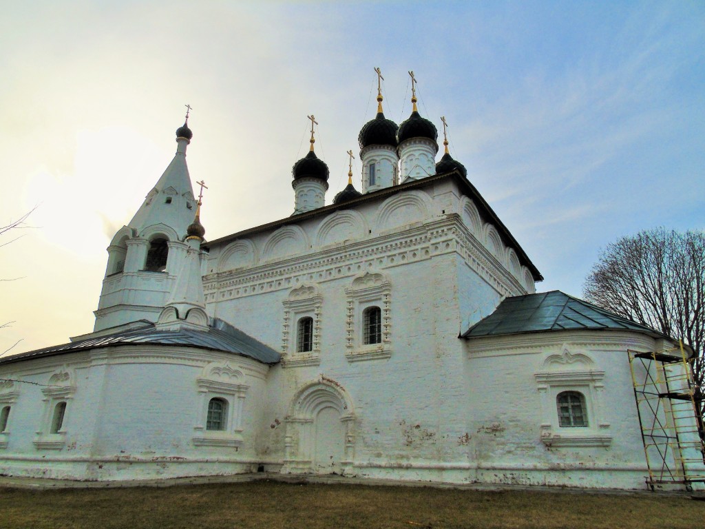 Кострома. Церковь Спаса Преображения за Волгой. фасады