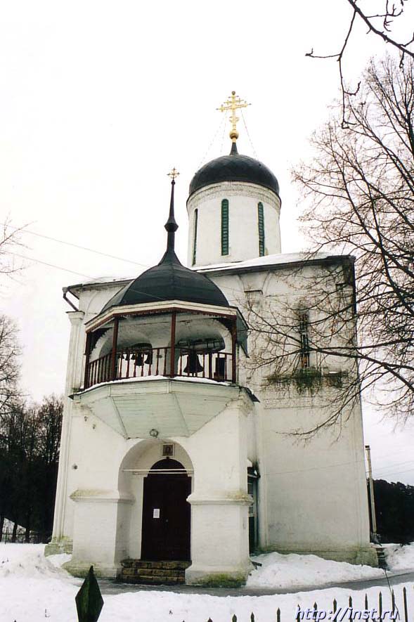 Собор Успения Пресвятой Богородицы на Городке, Звенигород (Одинцовский городской округ и ЗАТО Власиха, Краснознаменск, Московская область). фасады