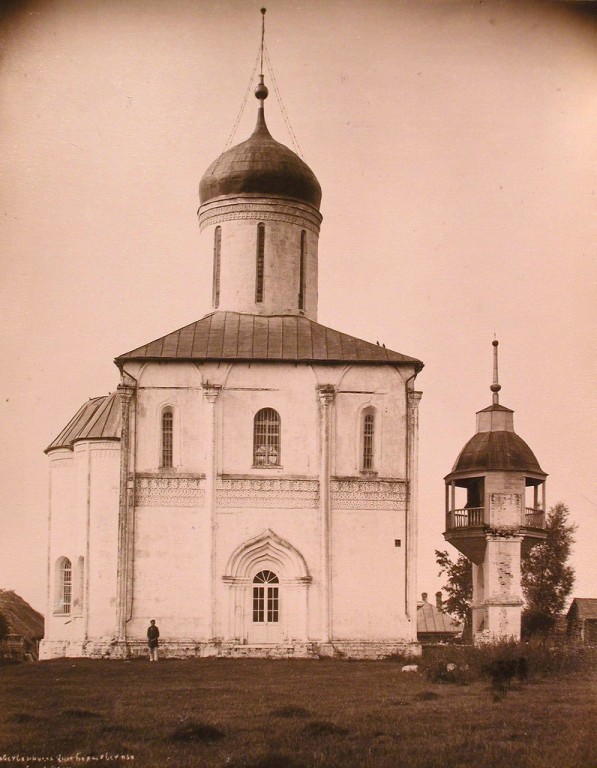 Звенигород. Собор Успения Пресвятой Богородицы на Городке. архивная фотография, Фото с сайта http://andcvet.narod.ru