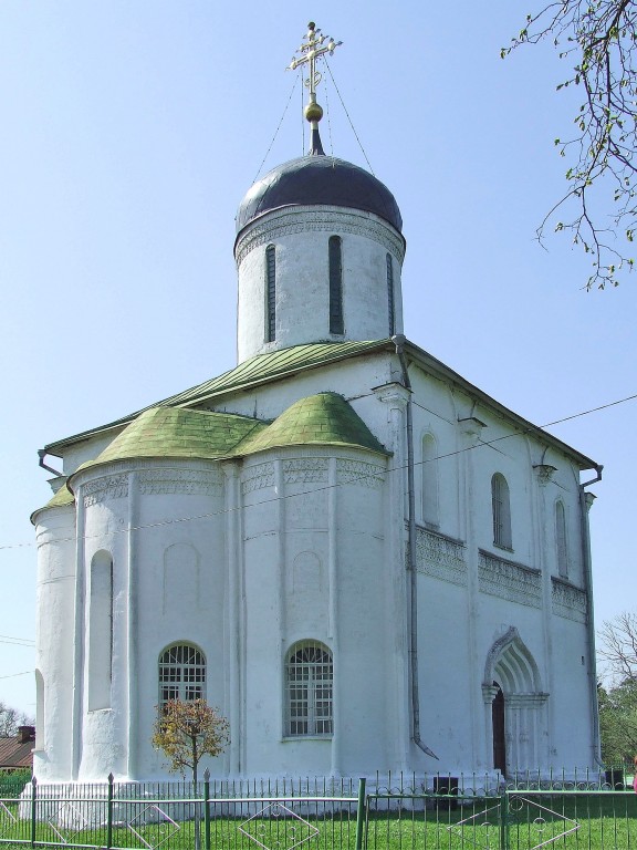 Собор Успения Пресвятой Богородицы на Городке, Звенигород (Одинцовский городской округ и ЗАТО Власиха, Краснознаменск, Московская область). фасады