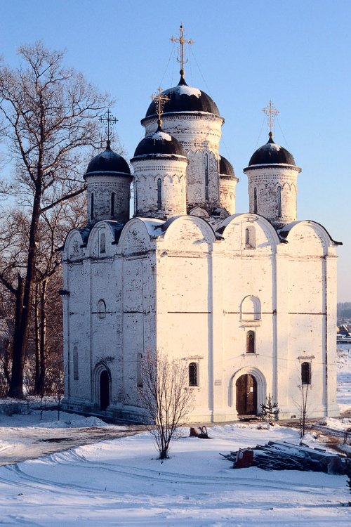 Микулино. Церковь Михаила Архангела. фасады