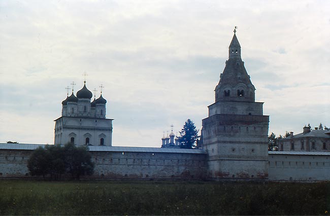 Успенский Иосифо-Волоцкий монастырь, Теряево (Волоколамский городской округ, Московская область). фасады