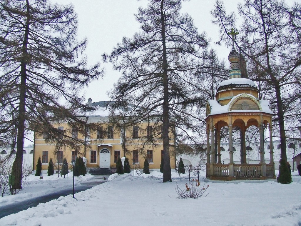 Успенский Иосифо-Волоцкий монастырь, Теряево (Волоколамский городской округ, Московская область). дополнительная информация
